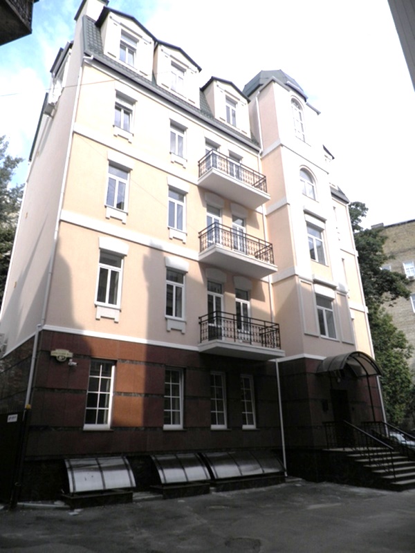 Аренда офисного здания на З. Воротах (670 кв.м.).